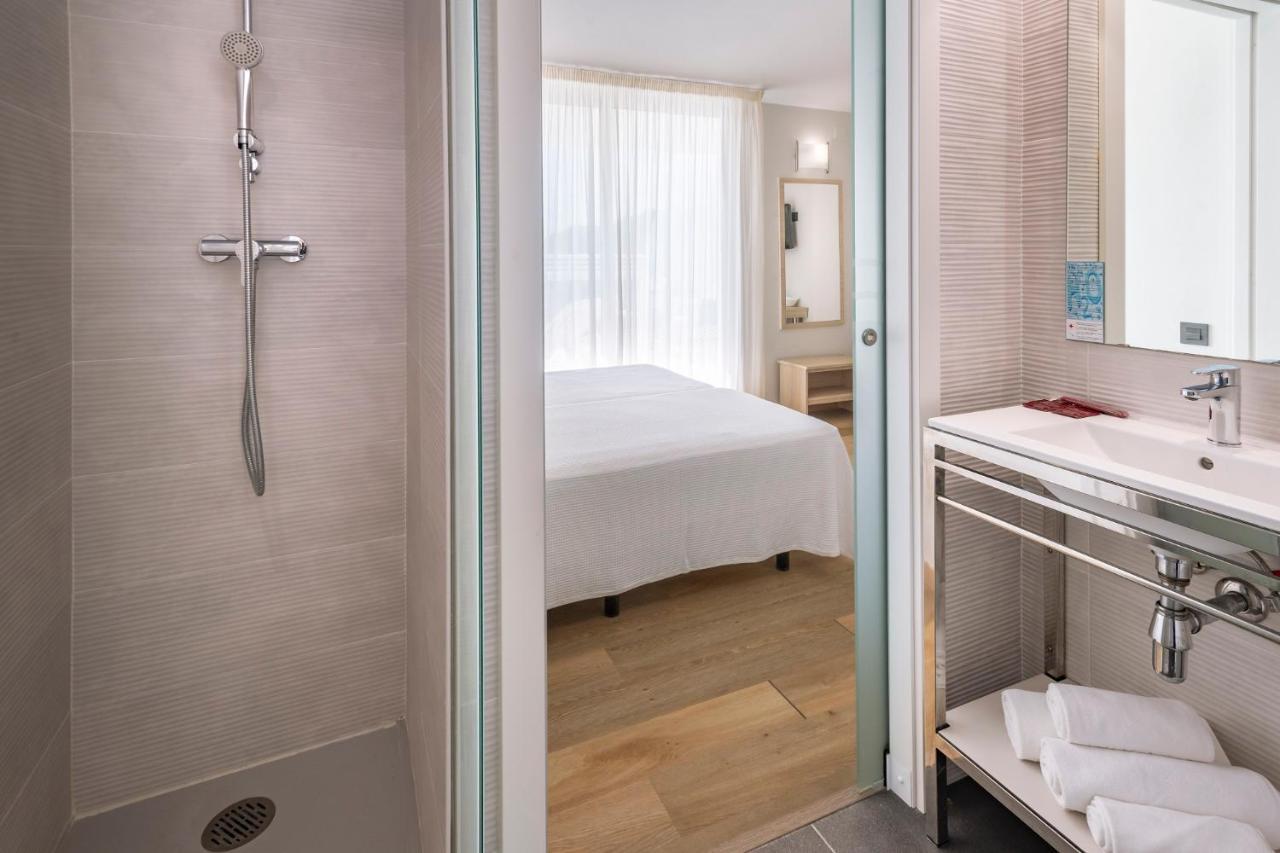 Aparthotel Marinada Salou Eksteriør billede